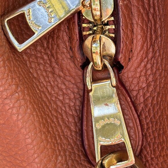 Coach Hadley Bag #73549 - Picture 3 of 11